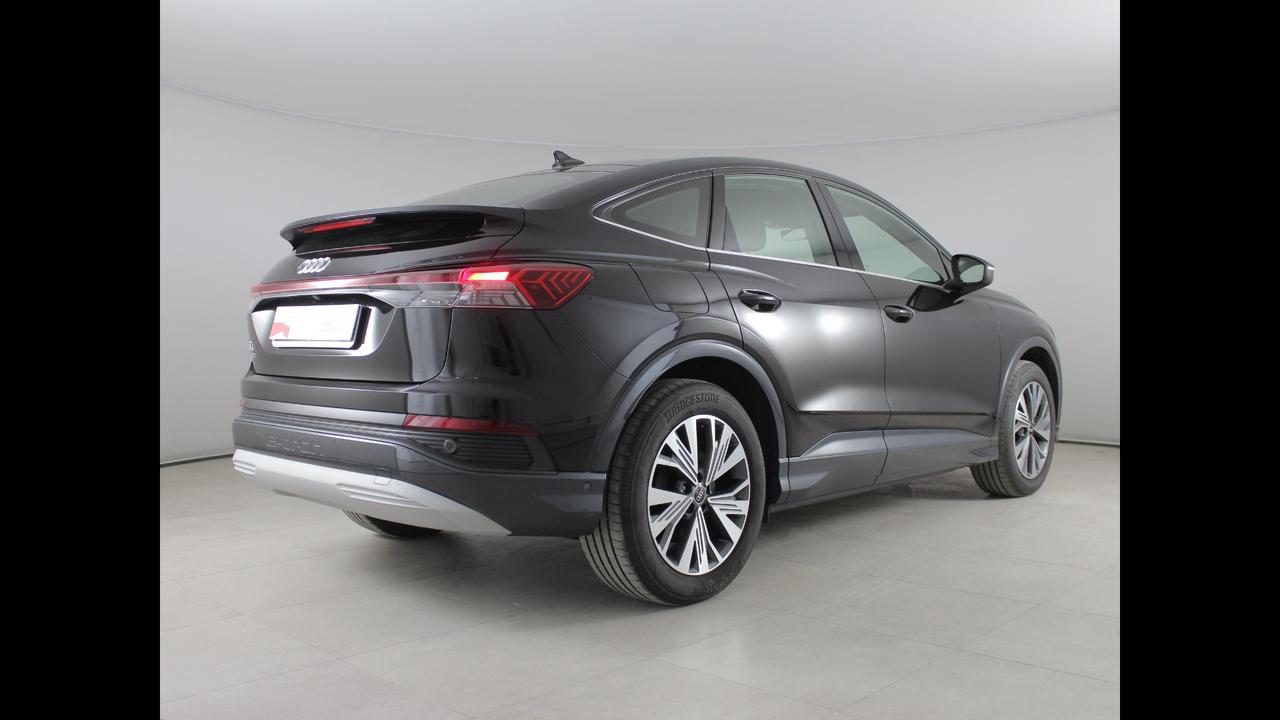 AUDI Q4 Sportback e-tron - Q4 Sportback e-tron 35 Business Advanced