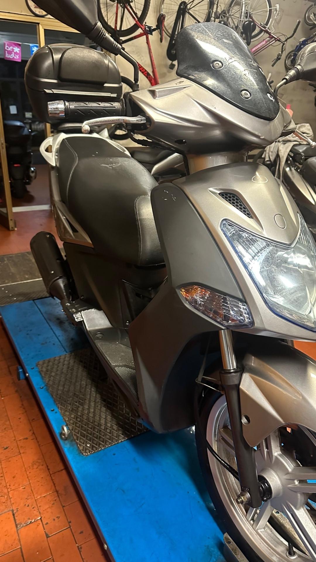 Kymco Agility 125 Ruota 16 con Bauletto