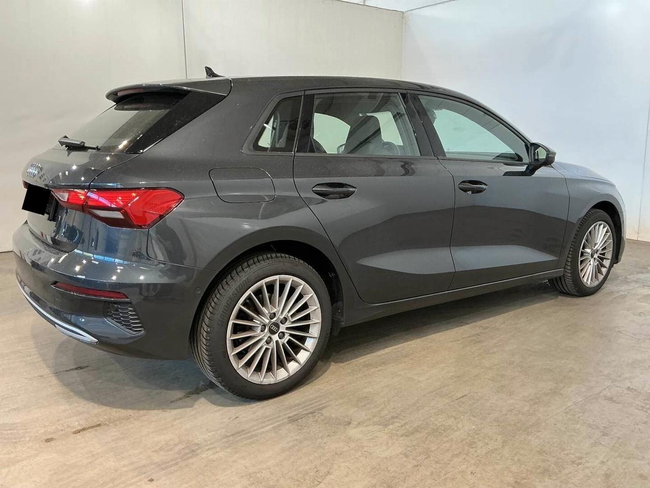 Audi A3 sportback 35 TDI S tronic / PELLE / CAMERA / NAVI