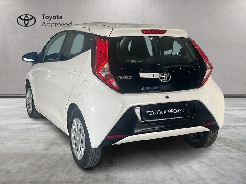 Toyota Aygo Aygo 5p 1.0 x-play 72cv