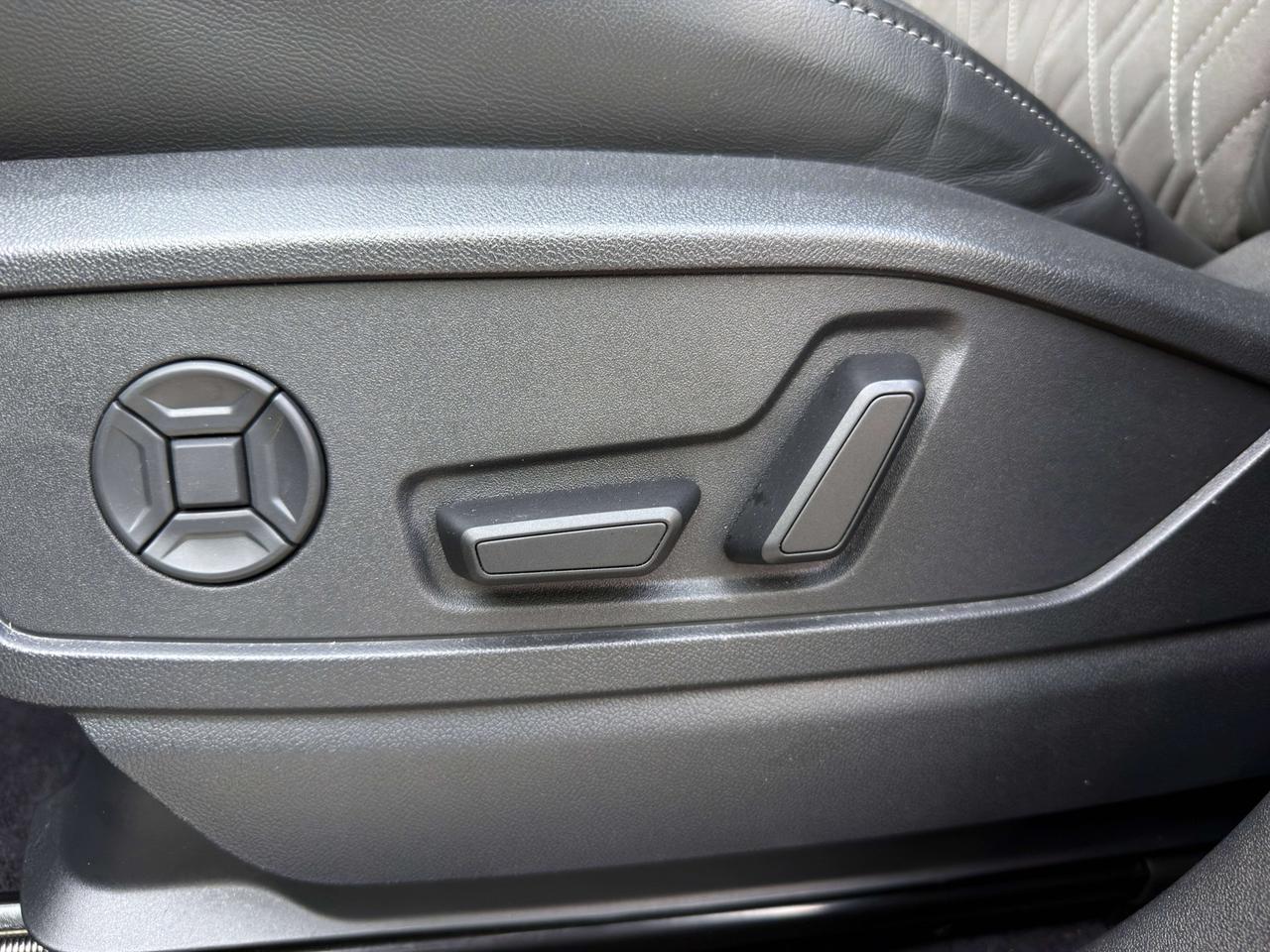 Audi Q5 SUV 2.0 TDI mhev S Line QUATTRO 204cv S-Tronic UNICO PROPRIETARIO IVA ESPOSTA