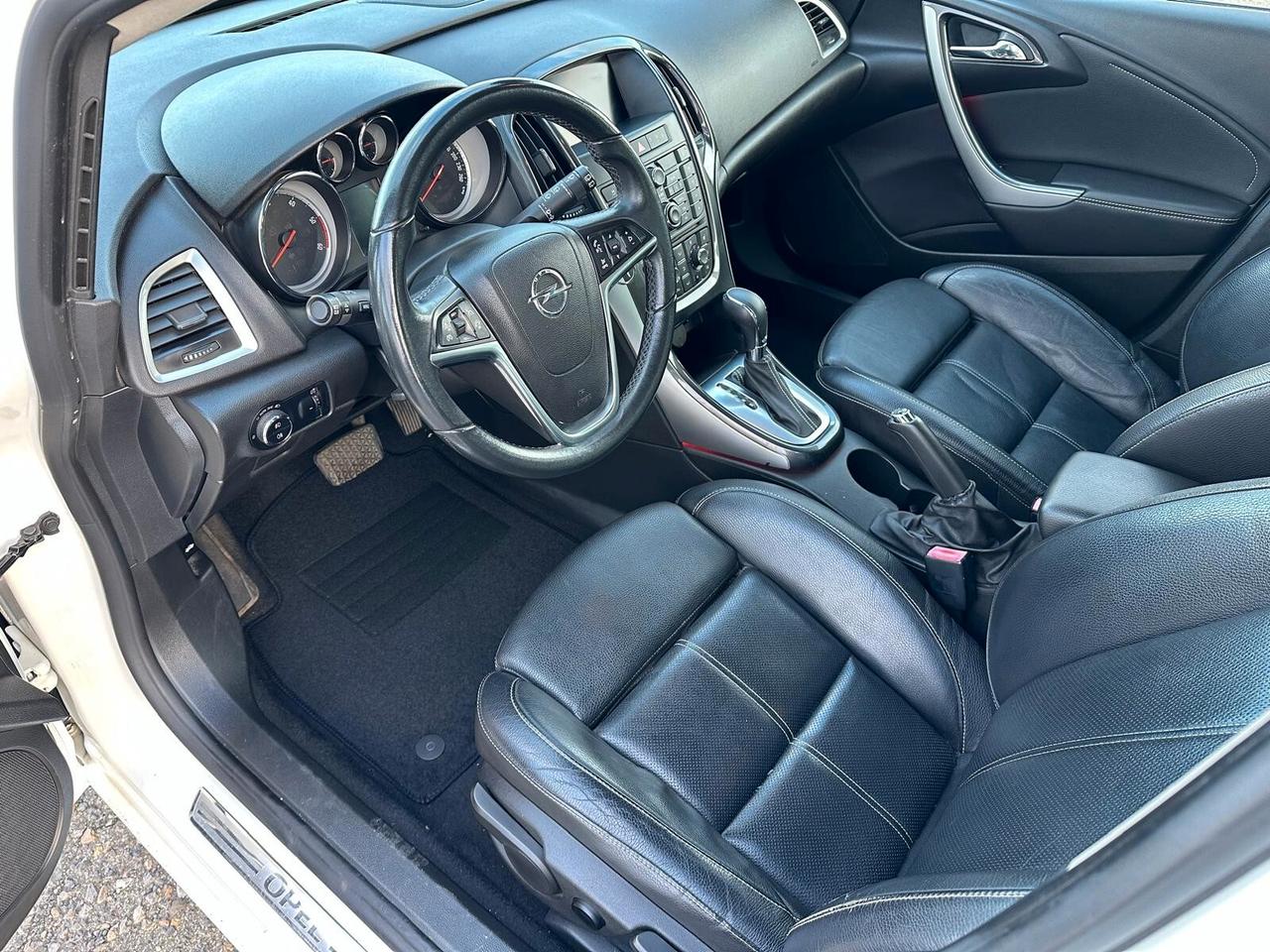 Opel Astra 2.0 CDTI 165CV Sports Tourer Elective