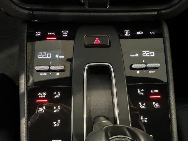 PORSCHE Macan 2.0 PDK - PDLS - 21" - Tetto - Scarichi - Carplay