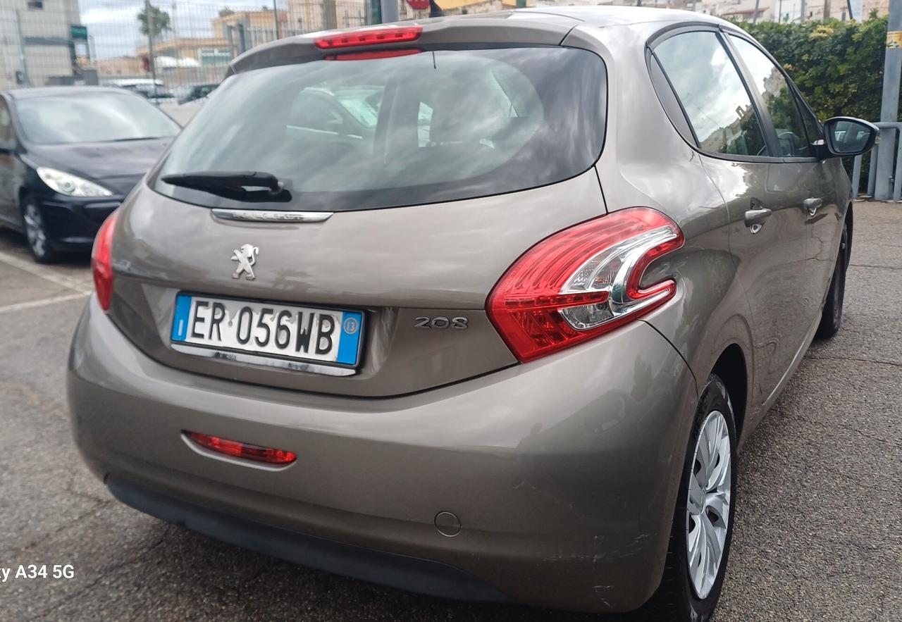 Peugeot 208 1.4 HDi 68 CV 5 porte Active