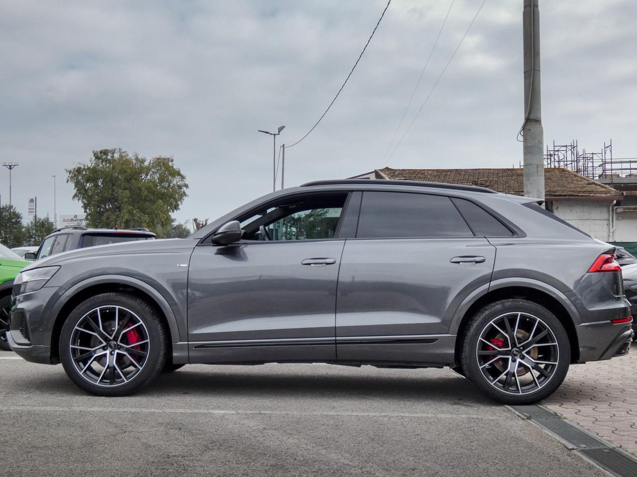 Audi Q8 45 TDI quattro tiptronic Sport