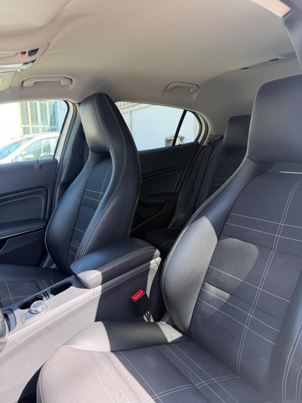Mercedes-benz GLA 200 CDI Automatic Premium
