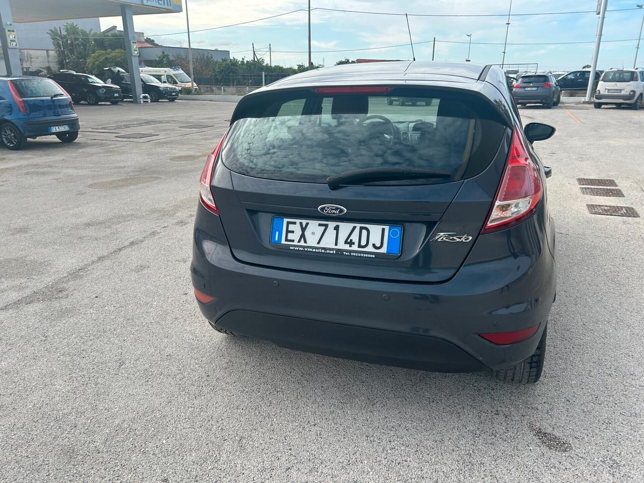 Ford Fiesta 1.5 TDCi 75CV 5 porte Titanium