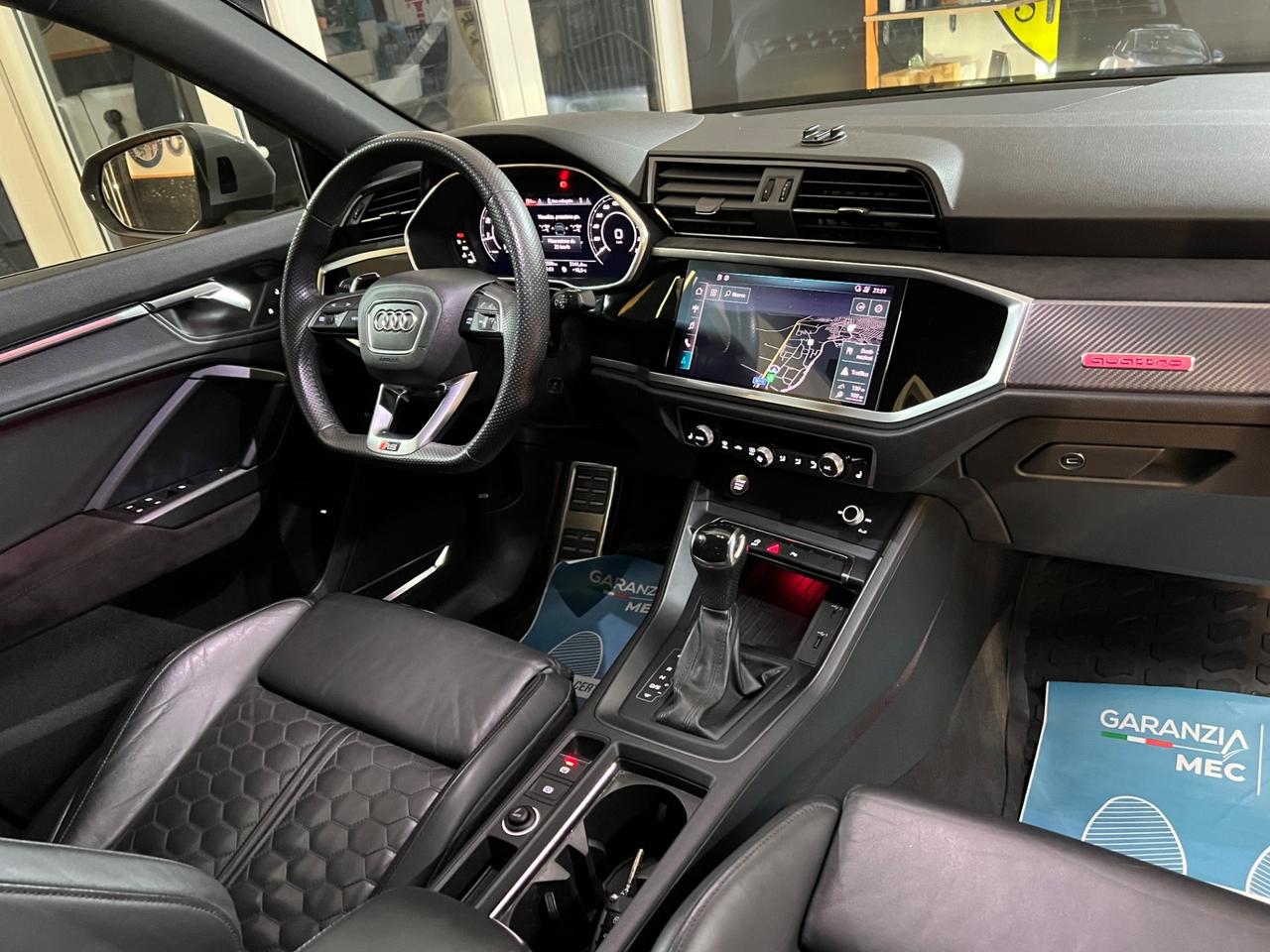 Audi Q3 RS quattro S tronic