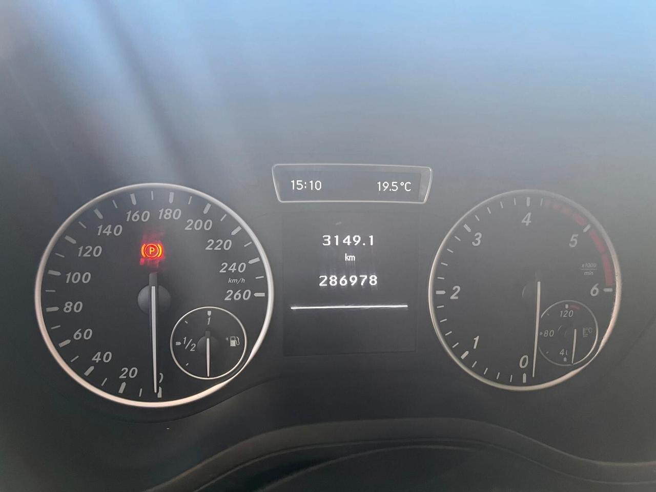 Mercedes-benz B 180 CDI BlueEFFICIENCY Premium