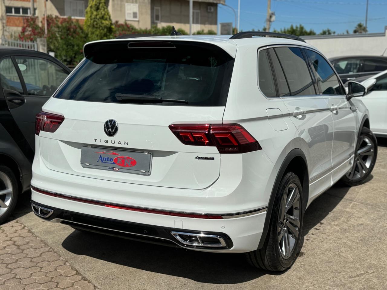 Volkswagen Tiguan 2.0 TDI 150 CV SCR DSG 4MOTION R-Line