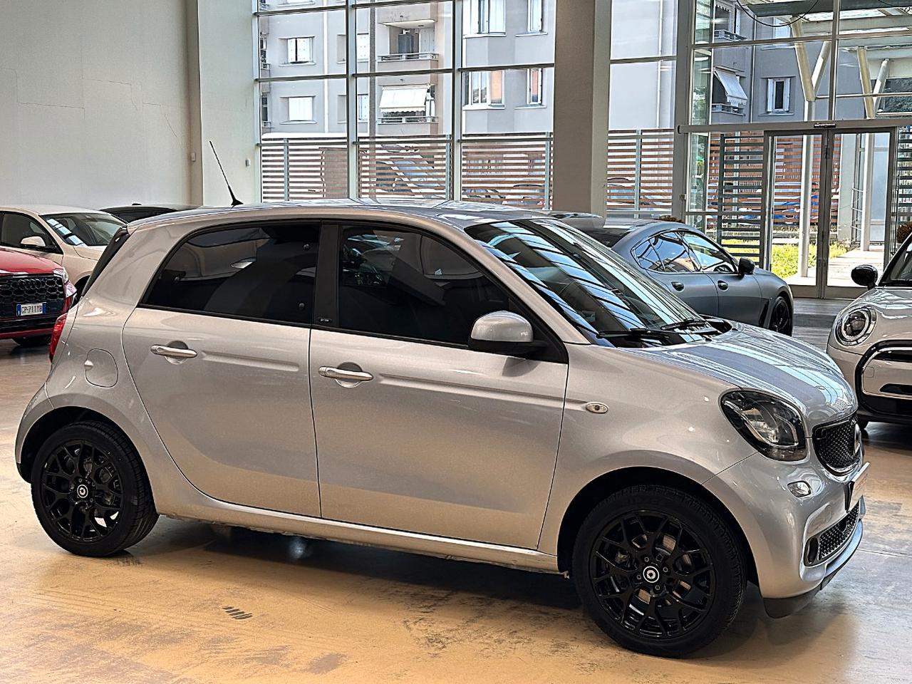Smart forfour 0.9 t Prime 90cv twinamic - 16 - Pelle - Navi