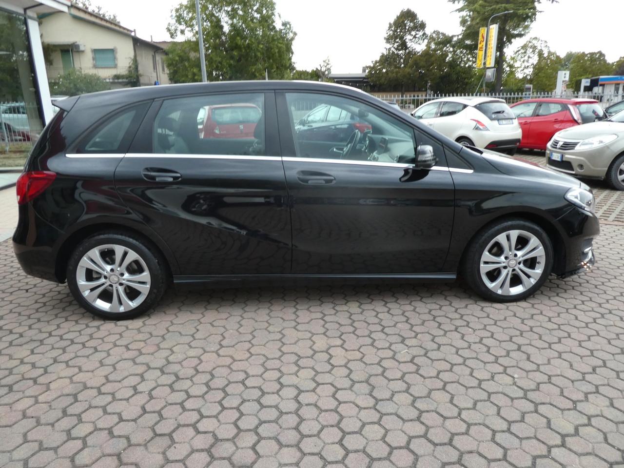 Mercedes-benz B 180 B 180 d Premium OK NEOPATENTATI