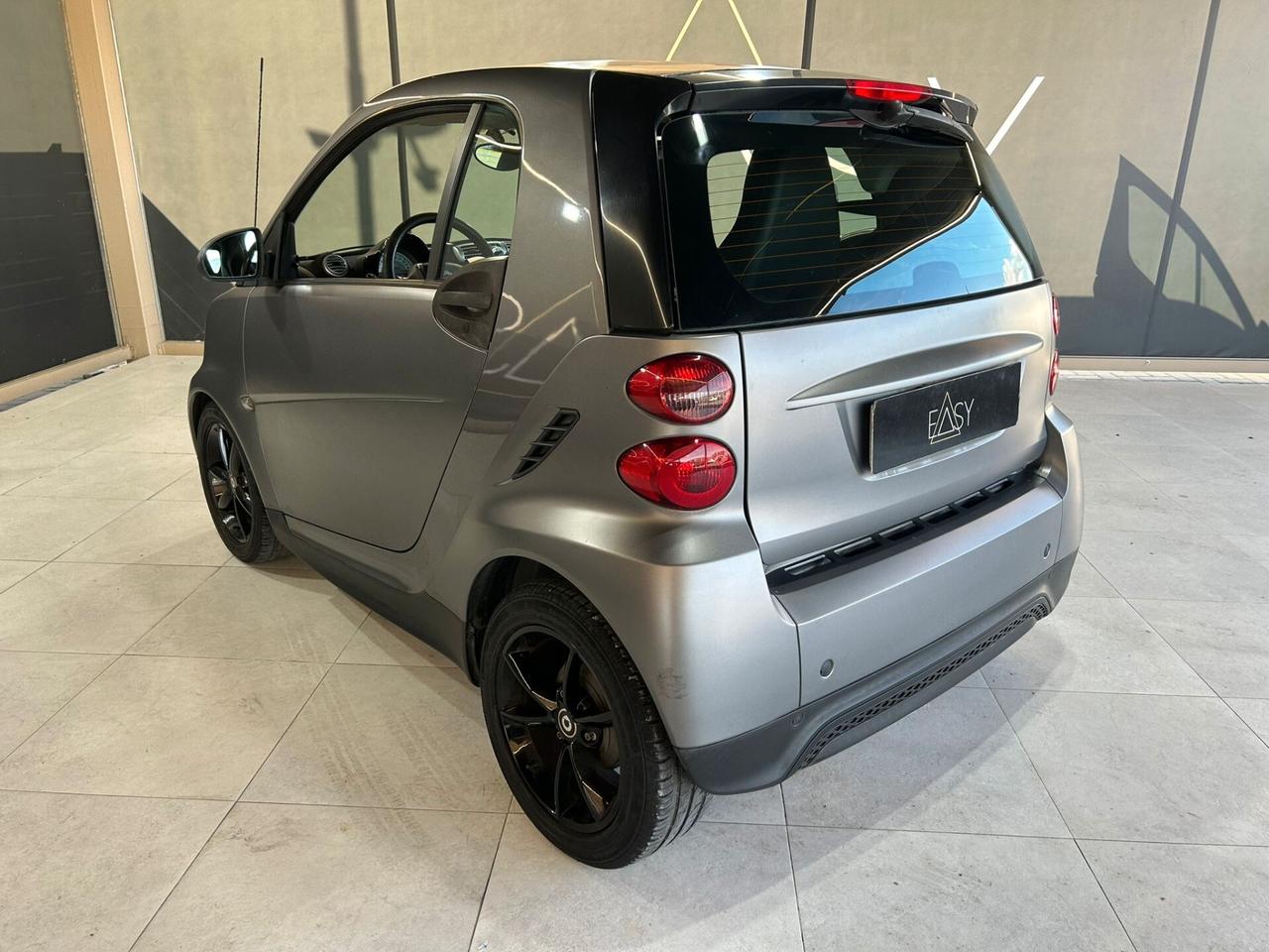 SMART FORTWO 1.0 mhd Pure 61cv FL * 79 000 KM *