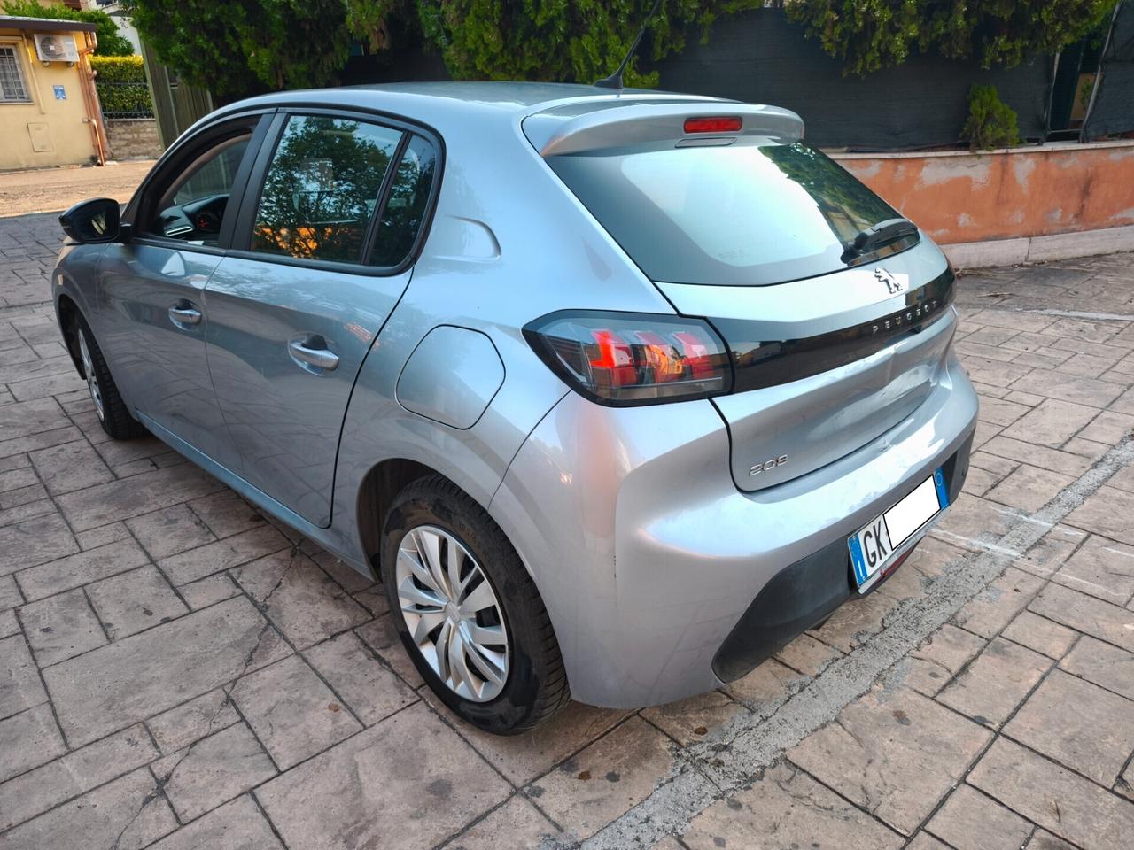 Peugeot 208 PureTech 75 INCIDENTATA