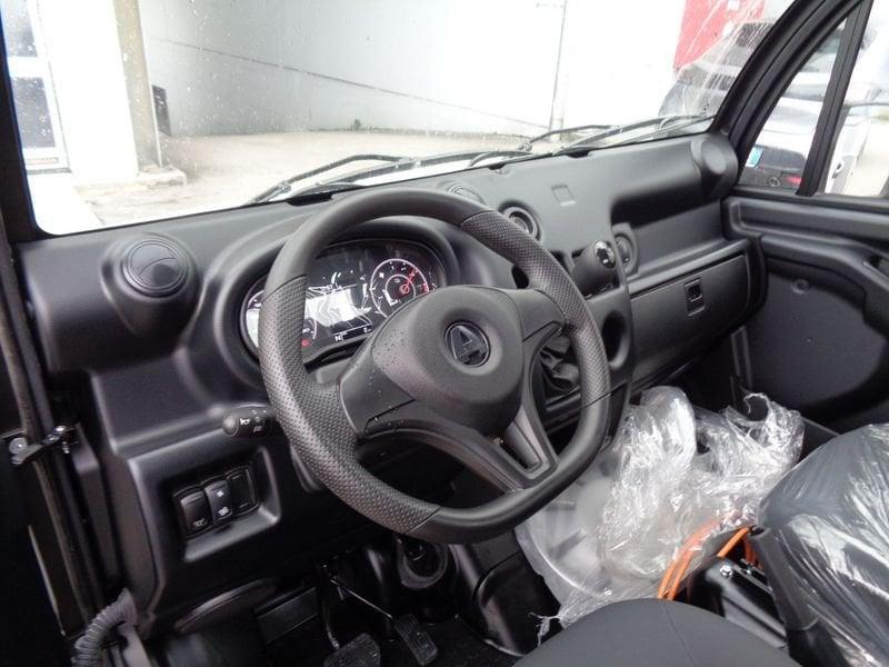 Aixam E-Truck Doppio Pianale con Lampeggianti Led e Segnalatore Lavori