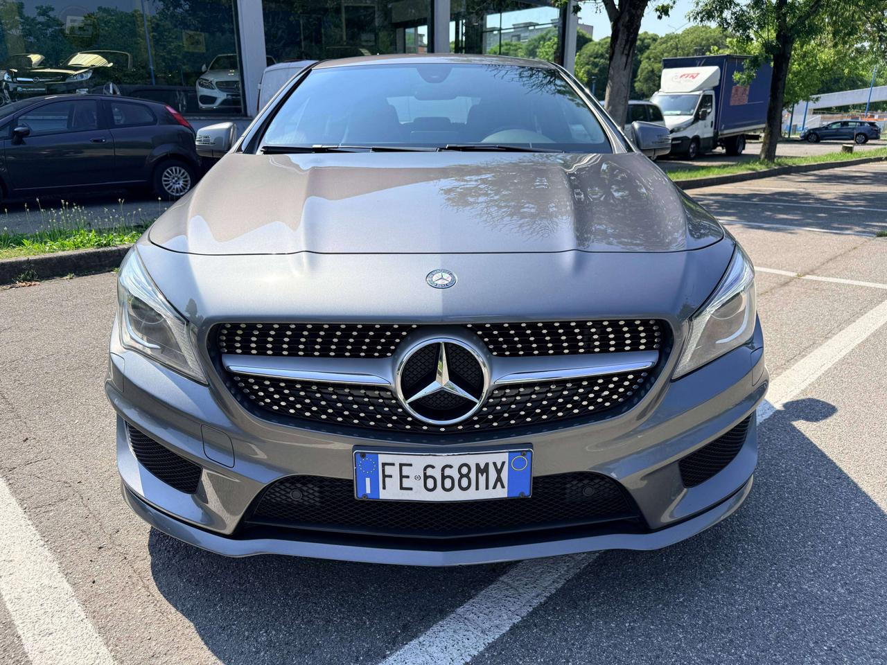 Mercedes-Benz CLA 180 Premium AMG Automatica 122cv OK NEOPATENTATI