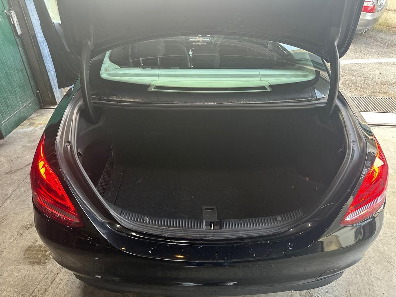 Mercedes-Benz Classe C-W205 2014 Berlina - C 180 d (bt) Executive auto