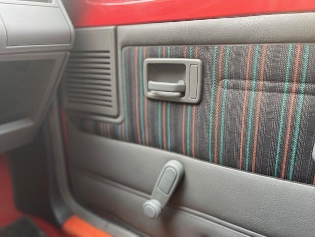 Peugeot 205 1.1 3 porte Color Line