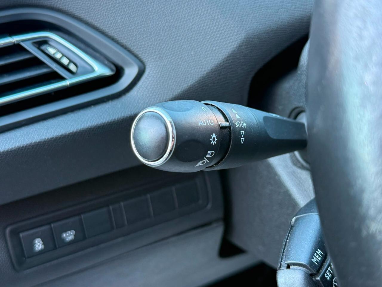 Peugeot 308 BlueHDi 120 S&S