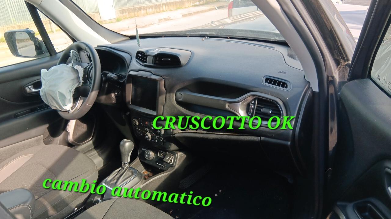 Jeep Renegade incidentata sinistrata mondialcars 12.022