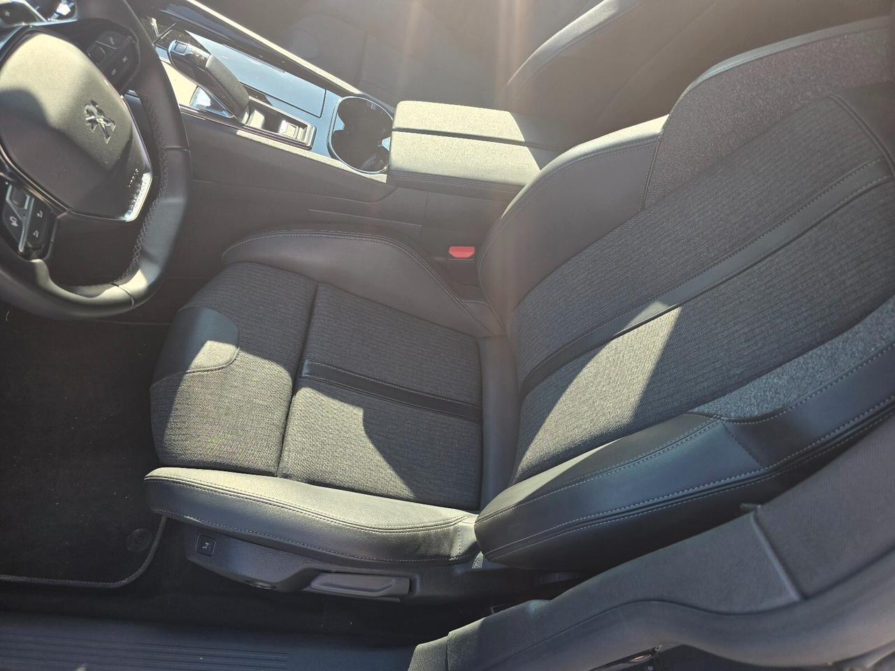 Peugeot 508 Plug-in Hybrid4 360 e-EAT8 Sport Engineered