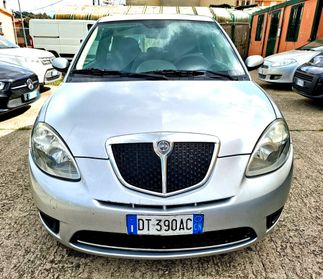 LANCIA YPSILON 1.3 MJT 75 CV neopatentati
