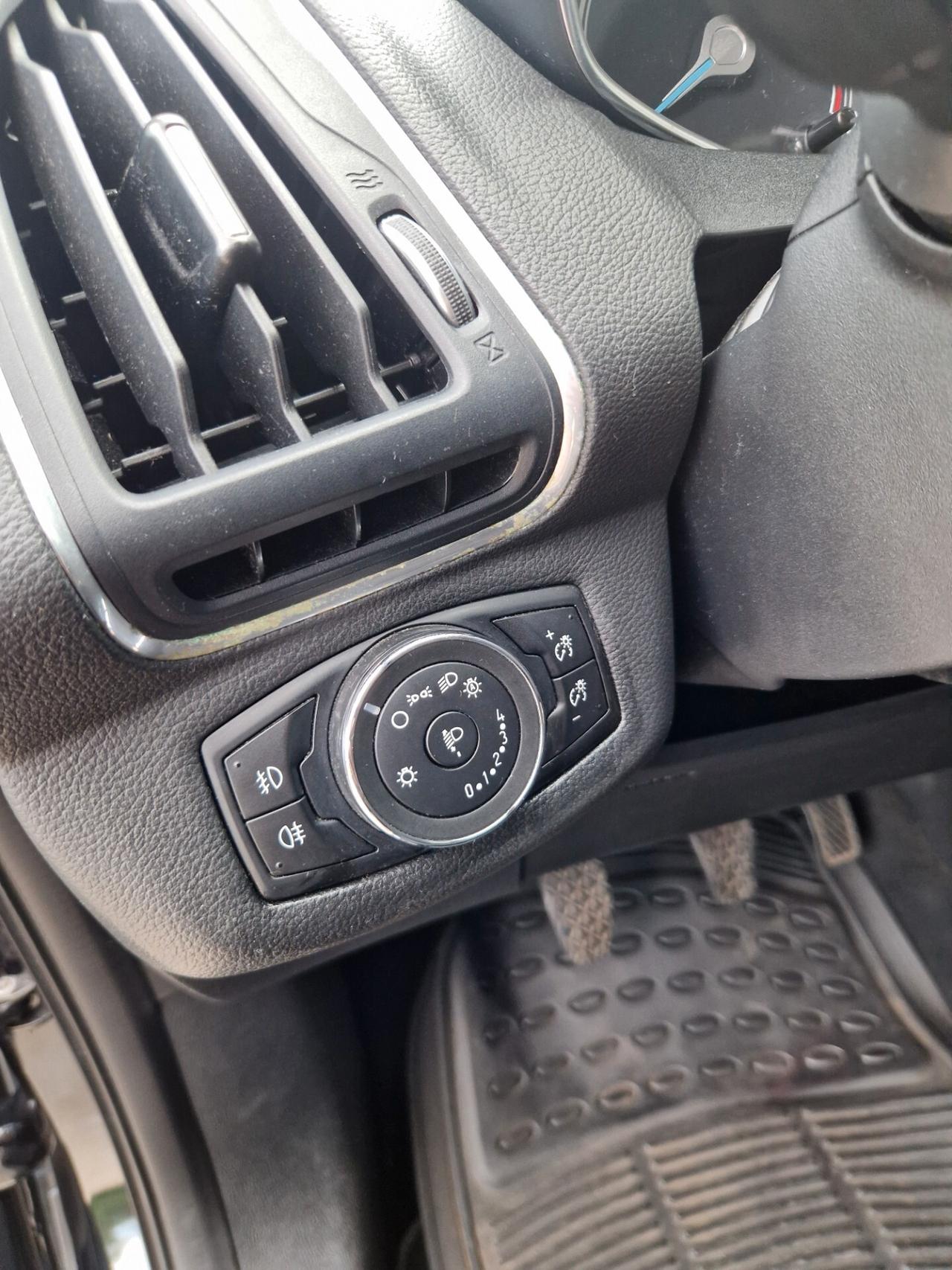 Ford B-Max 1.5 TDCi 75 CV - 2015