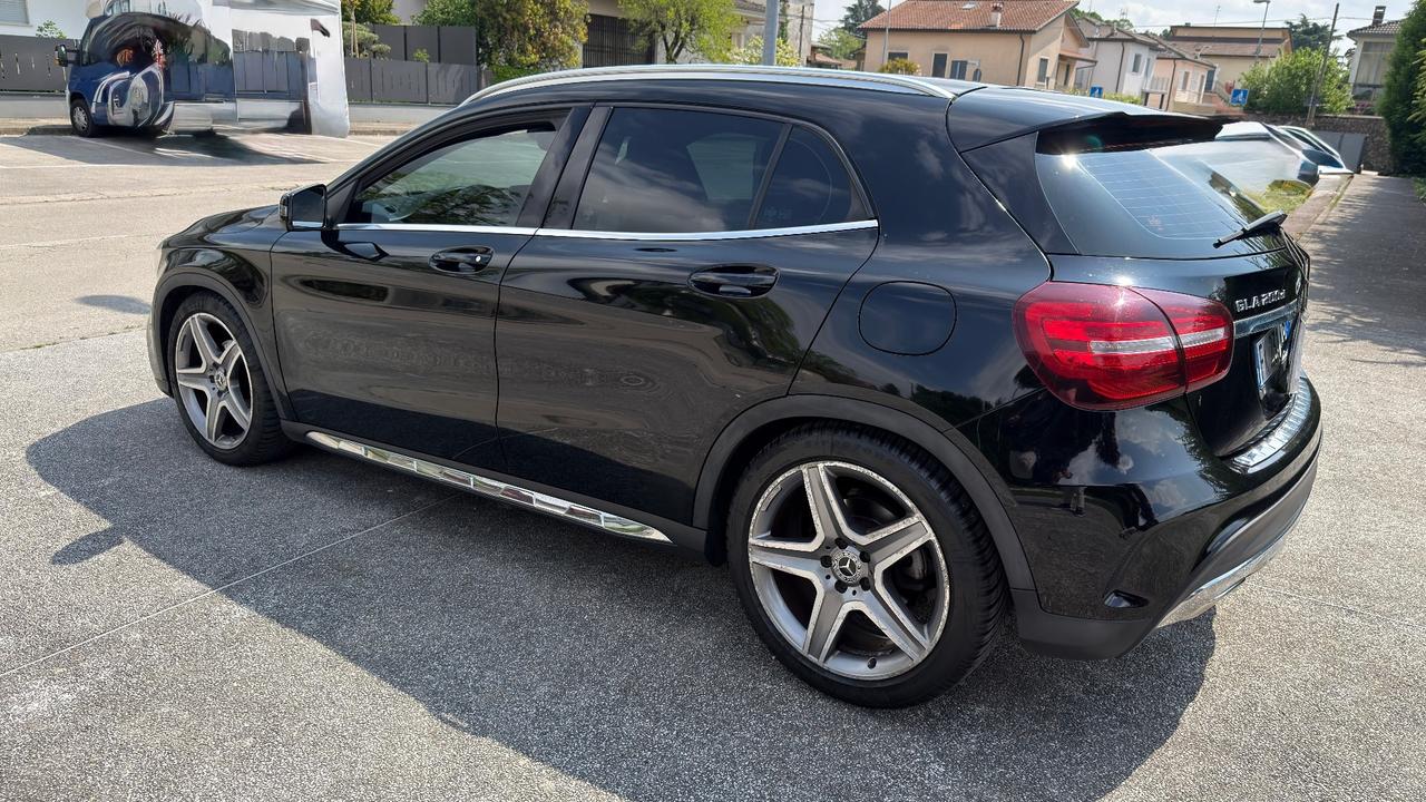 Mercedes-benz GLA 200 d Automatic Premium amg