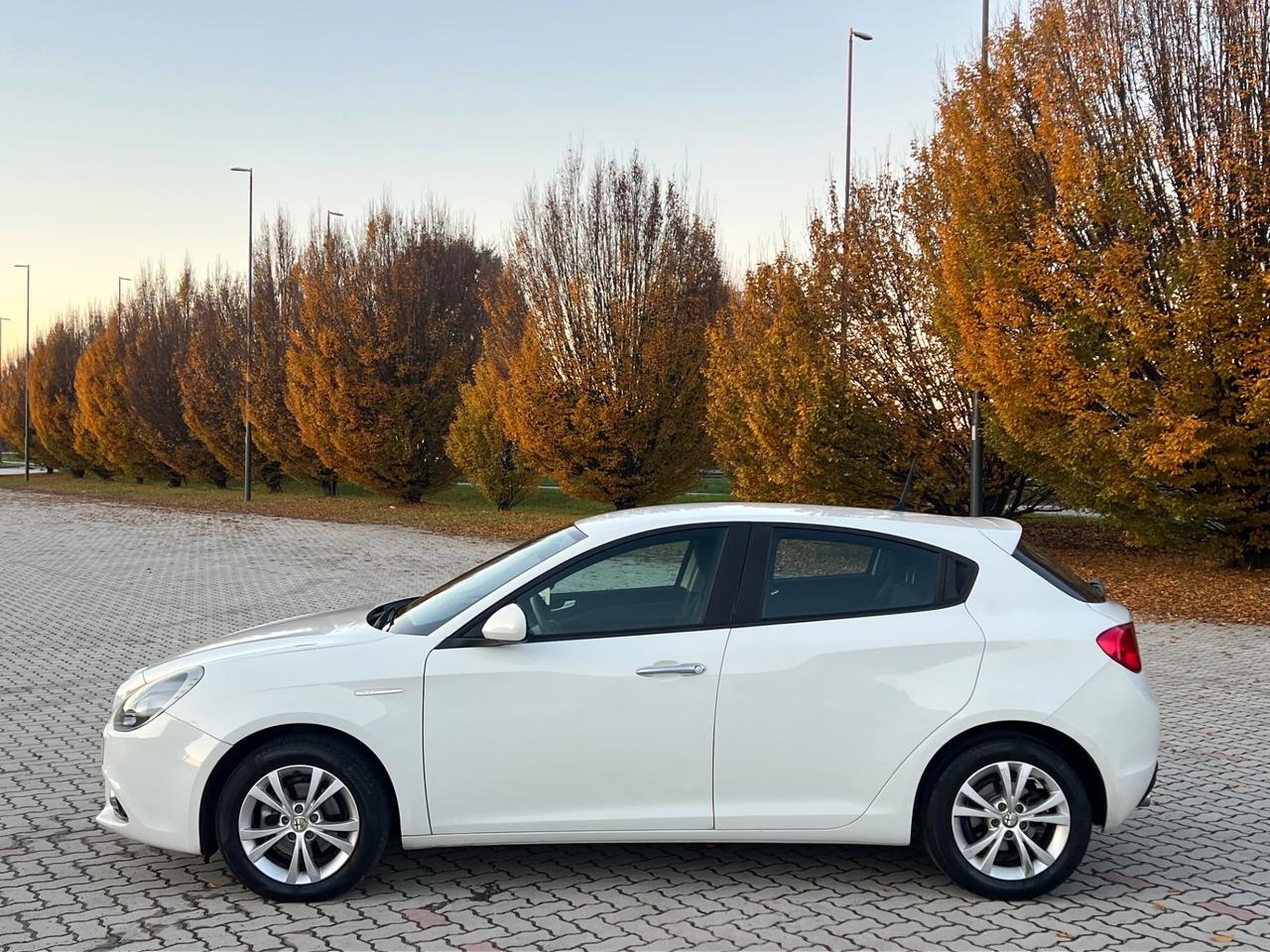 Alfa Romeo Giulietta 1.6 JTDm-2 120 CV Progression
