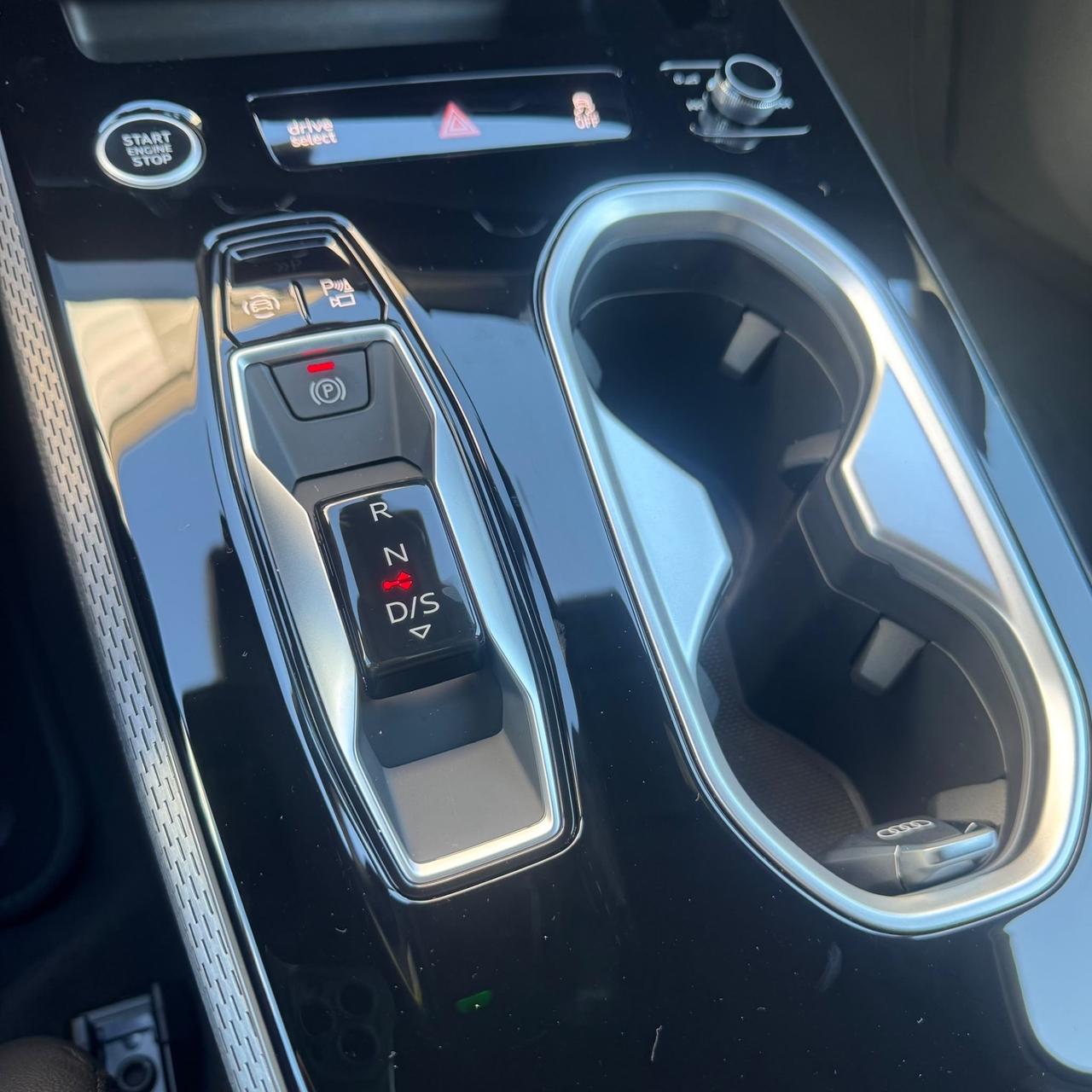 Audi A6 Avant 3.0 300cv HYBRID/DIESEL KM ZERO