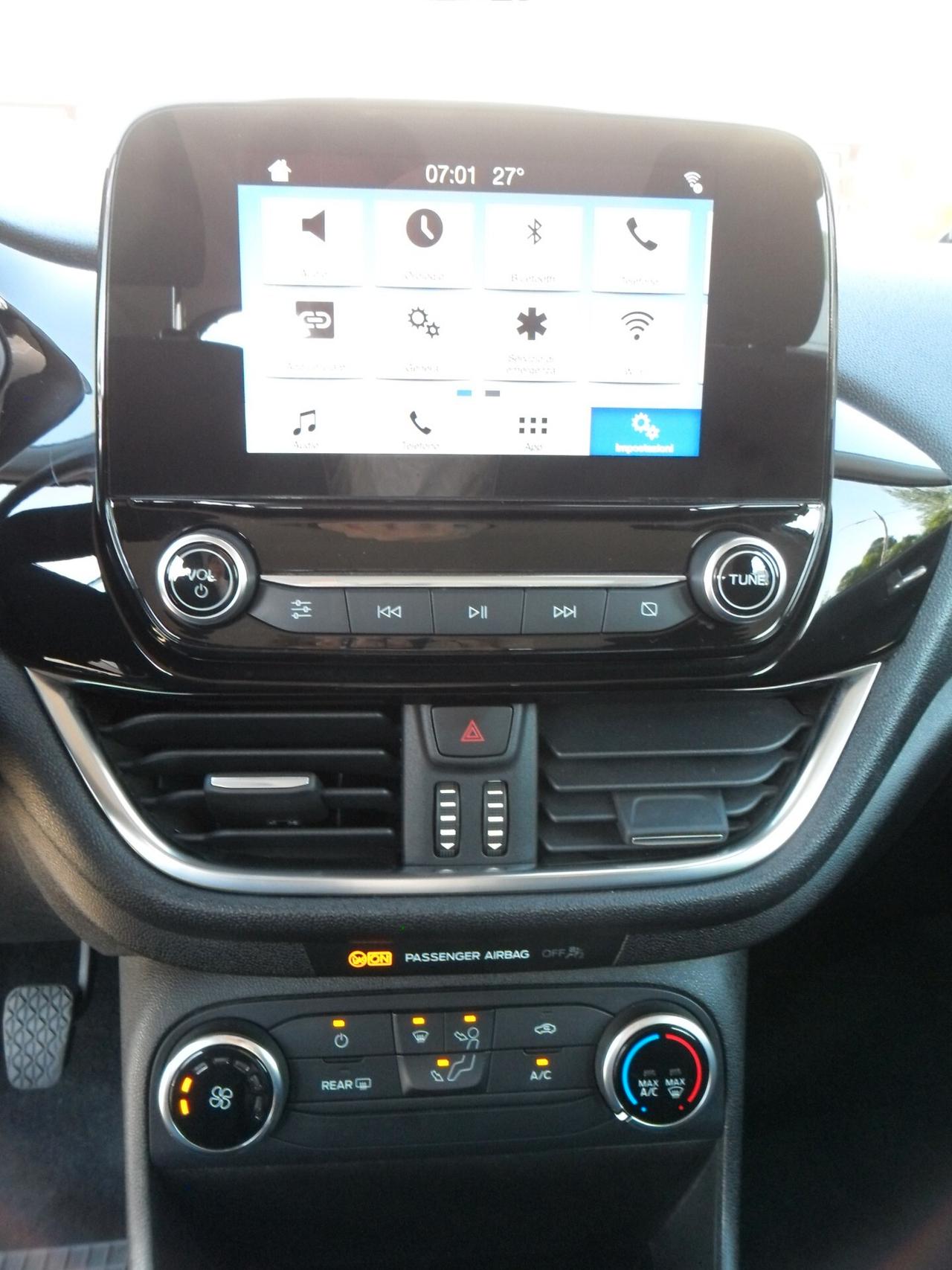Ford Fiesta 1.1 benzina 5 porte Plus