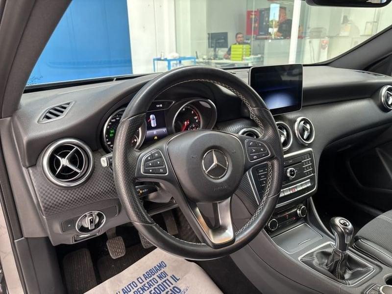Mercedes-Benz Classe A A 180 D SPORT MY16