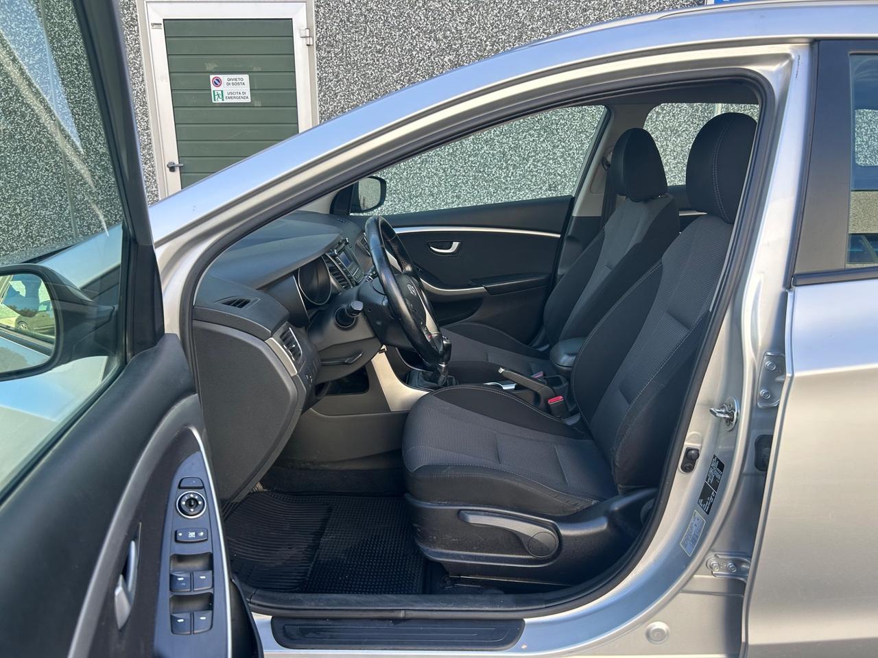 Hyundai i30 Wagon 1.6 CRDi 110 CV Comfort – Diesel – Manuale