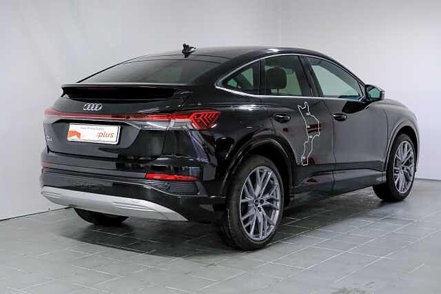 Audi Q4 e-tron SPB 40 Business Advanced