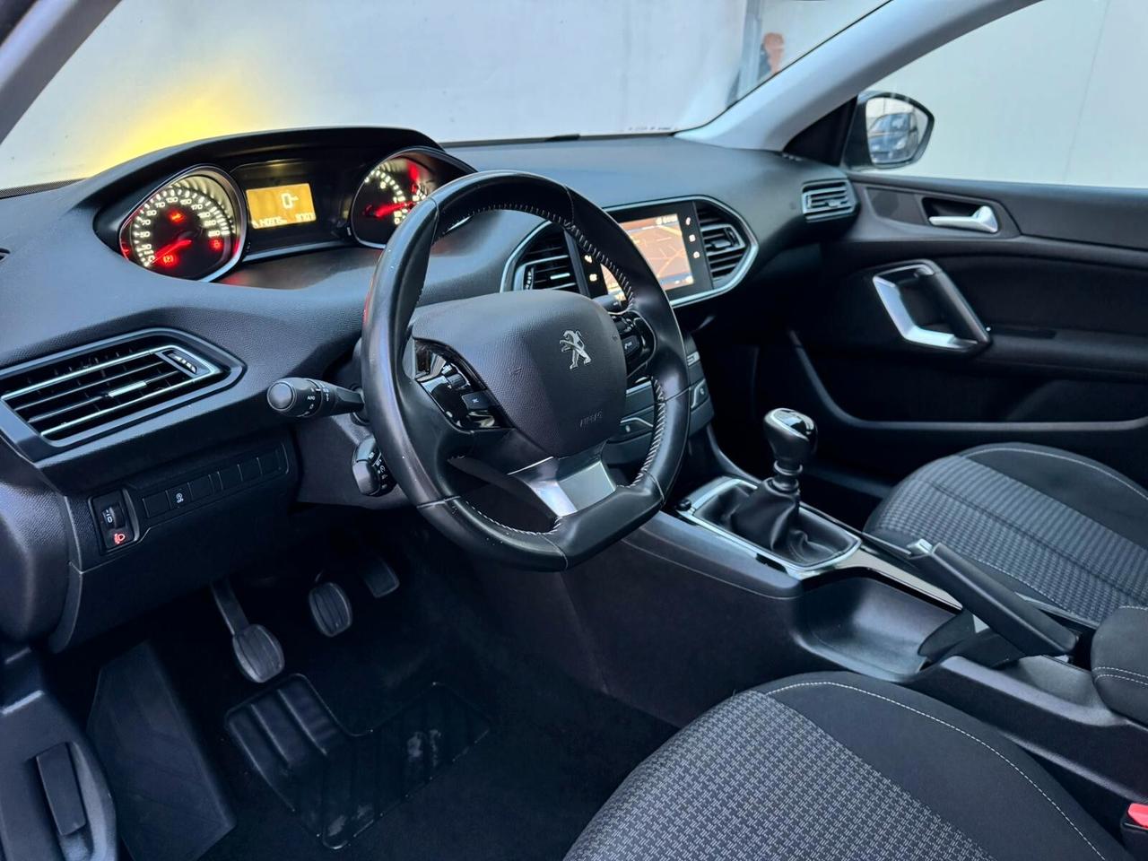 PEUGEOT 308 1.5 BlueHDi 100CV 2020 !!!