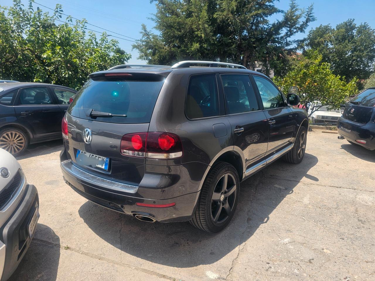 Volkswagen Touareg 3.0/240CV V6 TDI DPF tip. Exclusive