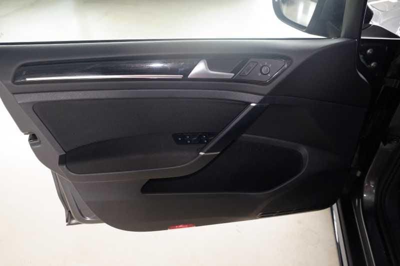 Volkswagen Golf BV5 - 7 VARIANT VARIANT 2.0 TDI EXECUT DSG 150CV