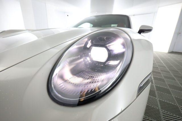 PORSCHE 911 911 Carrera 4S