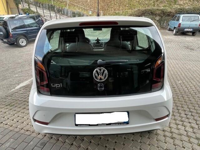 Volkswagen up! 1.0 move BlueMotion Technology ASG 2017