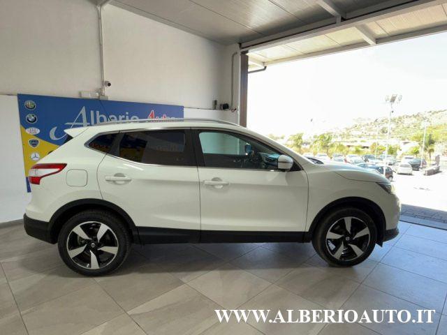 NISSAN Qashqai 1.5 dCi N-Connecta