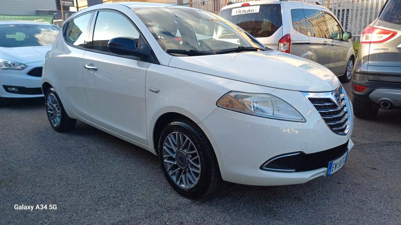 Lancia Ypsilon 1.2 69 CV 5 porte GPL Ecochic Gold
