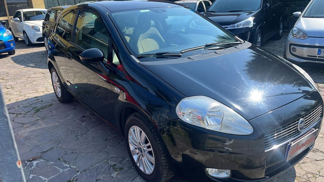 Fiat Grande Punto 1.4 Starjet 16V 3 porte Emotion