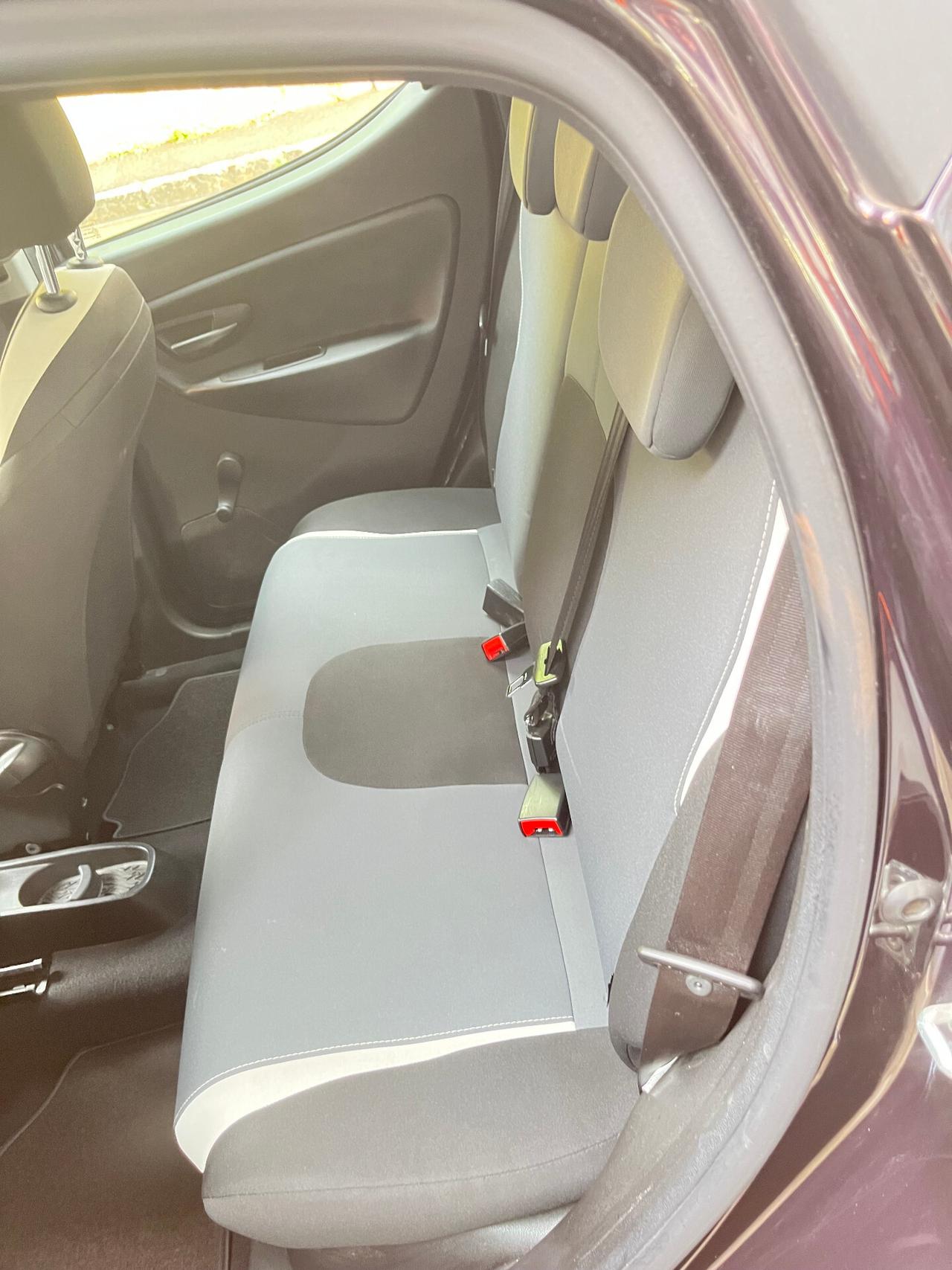 LANCIA YPSILON - 1.2 BENZINA - 5 PORTE - ANCHE PER NEOPATENTATI