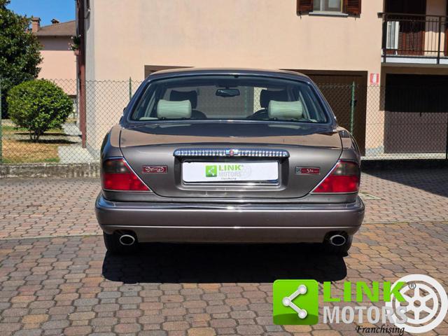 DAIMLER Six LWB 4.0L GUIDA A DESTRA