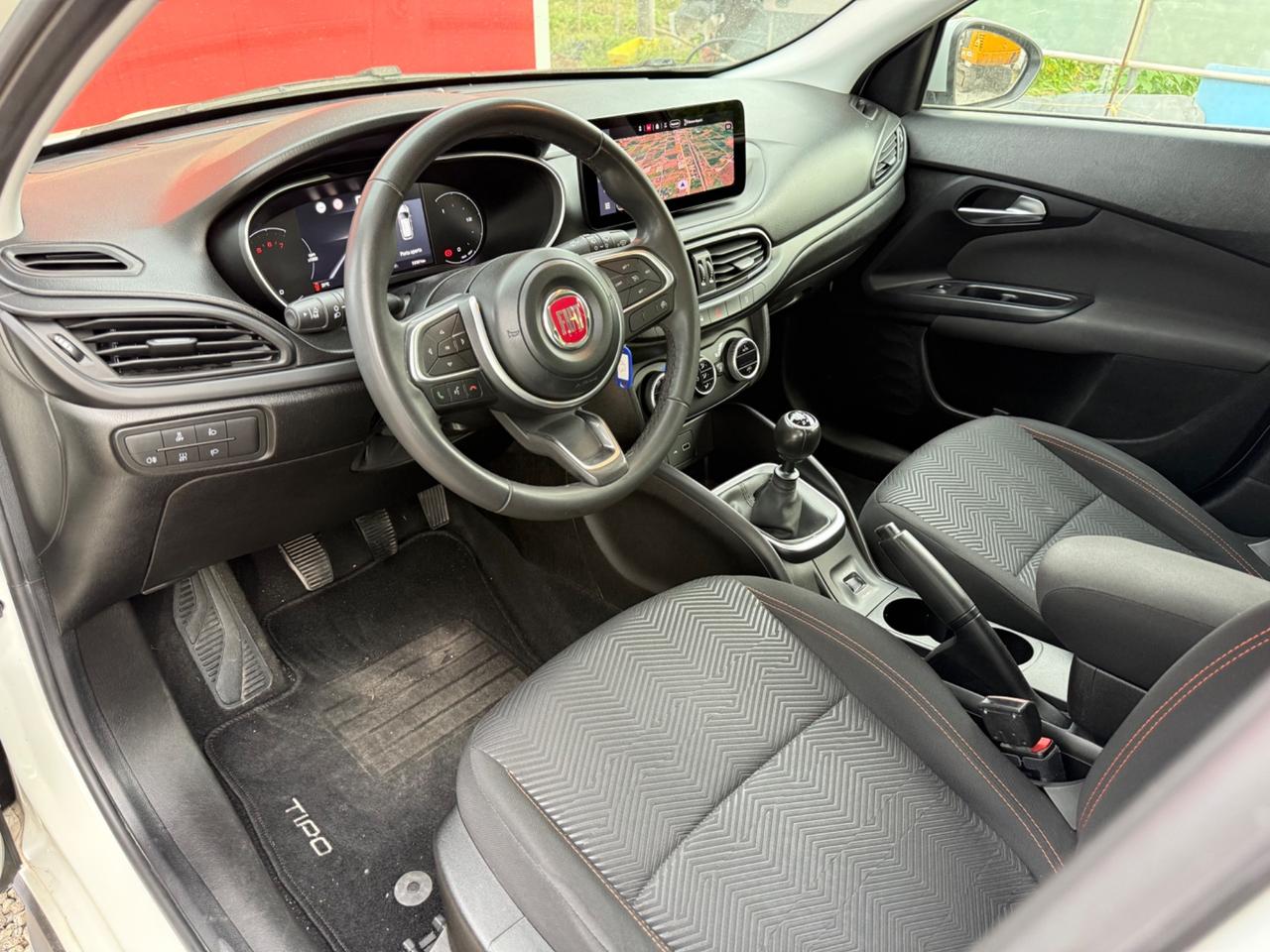 Fiat Tipo 1.6 Mjt S&S 5 porte Cross Garmin