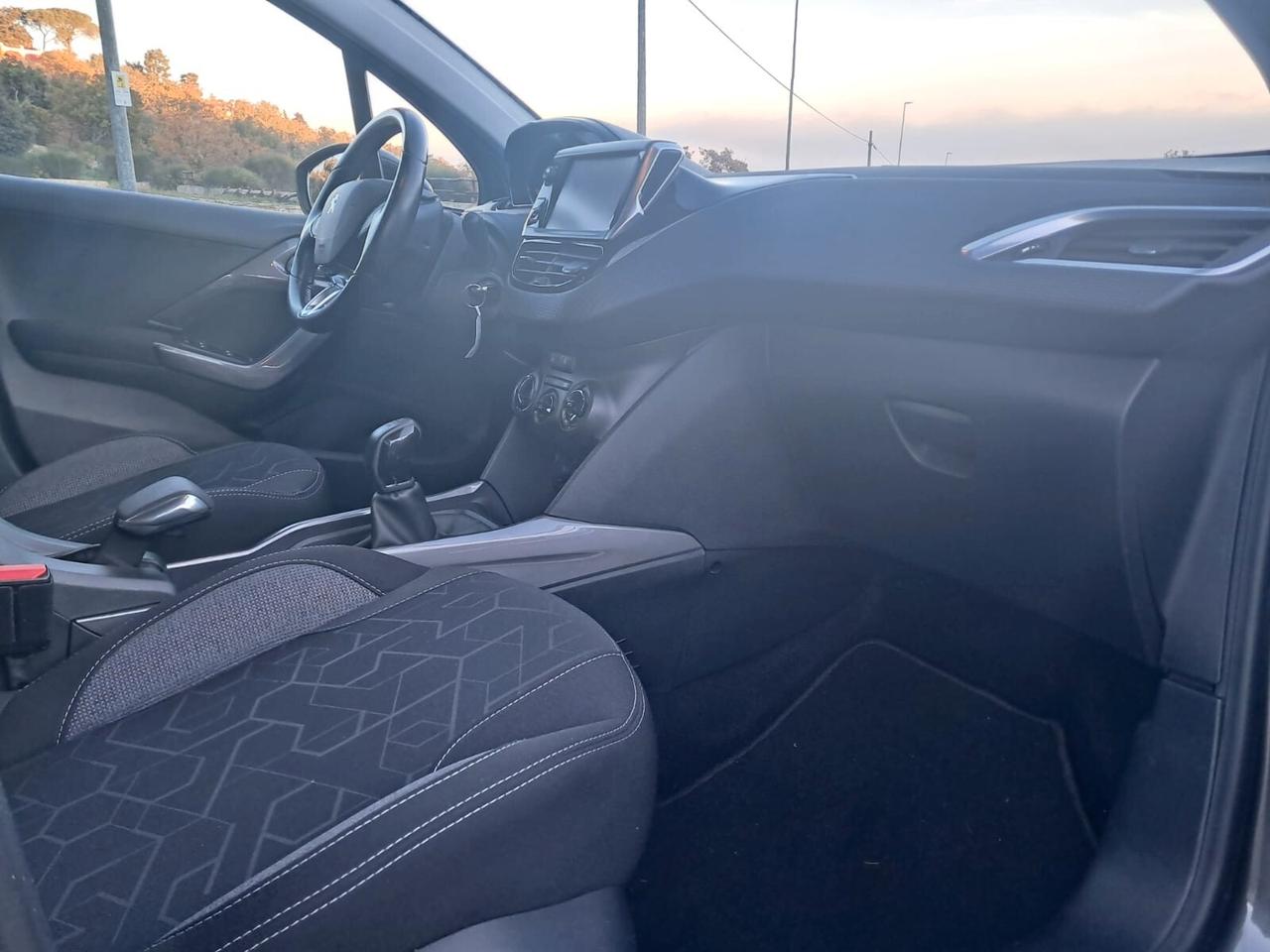 Peugeot 2008 BlueHDi Active 100 cv (Iva Esposta)