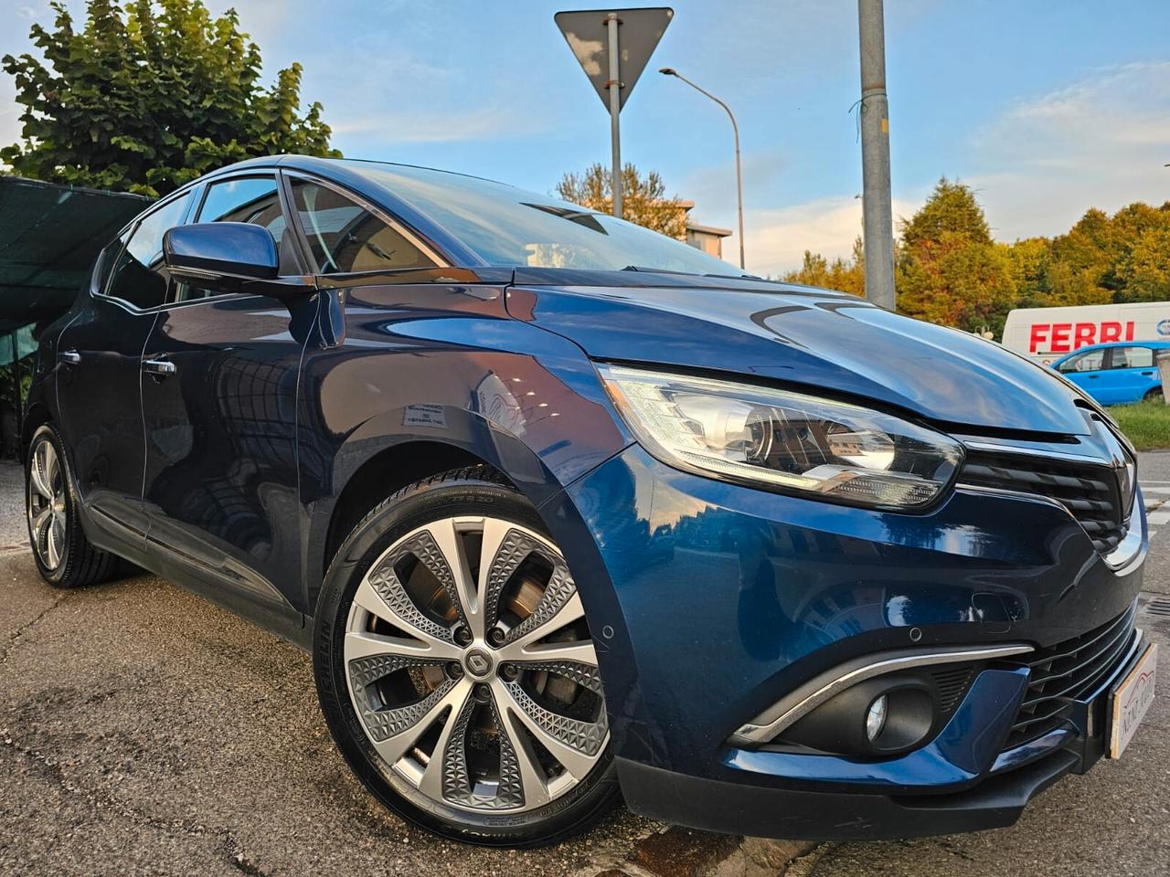 Renault Scenic 1.5 DCi 110cv Energy Intense*Pelle*Navi*Euro6*
