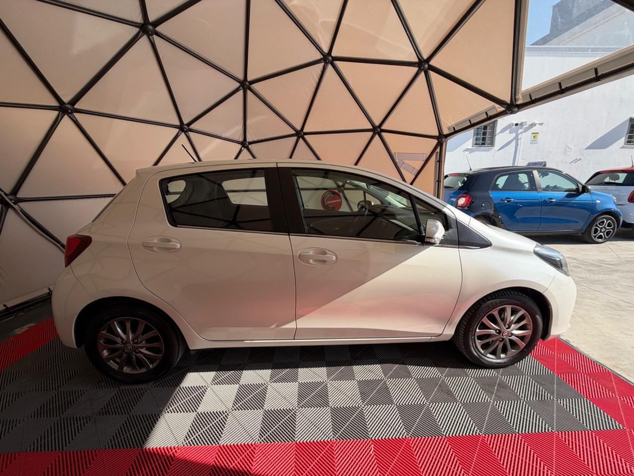 Toyota Yaris 1.0 5 porte Lounge