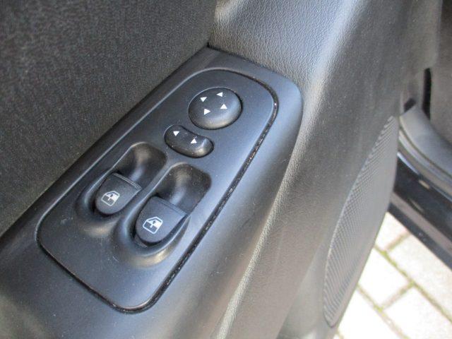 LANCIA Ypsilon 1.2 60cv OK NEOPAT./90.000km