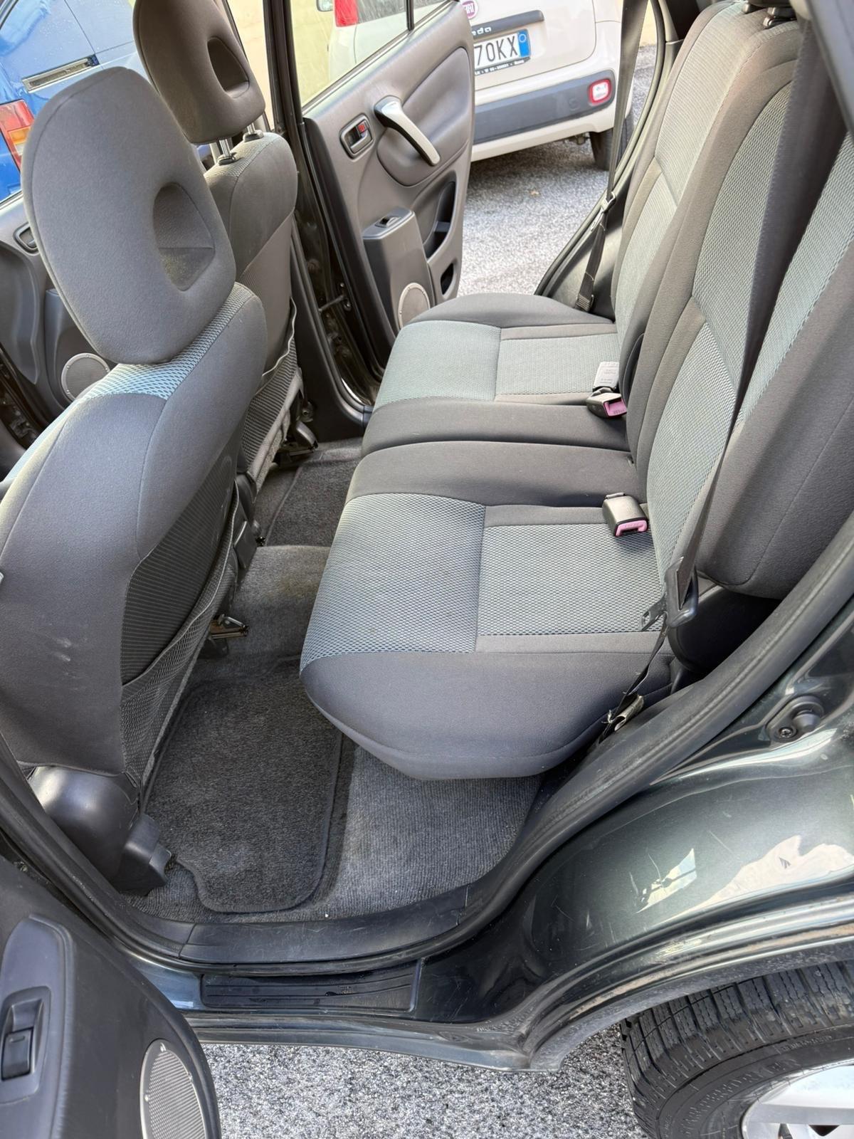 Toyota RAV 4 RAV4 2.0 Tdi D-4D cat 5 porte